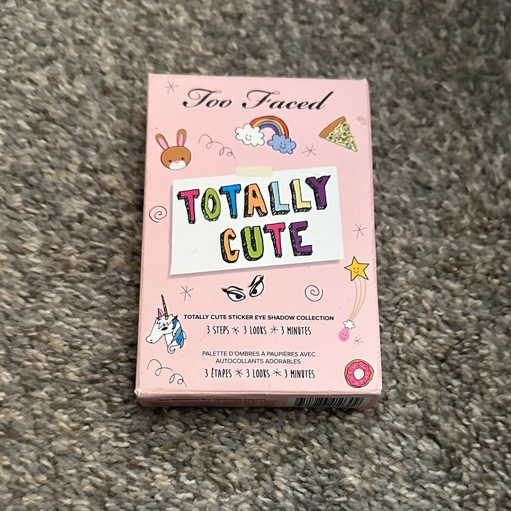 Too Faced Totally Cute Sticker Eye Shadow Collection - Pink